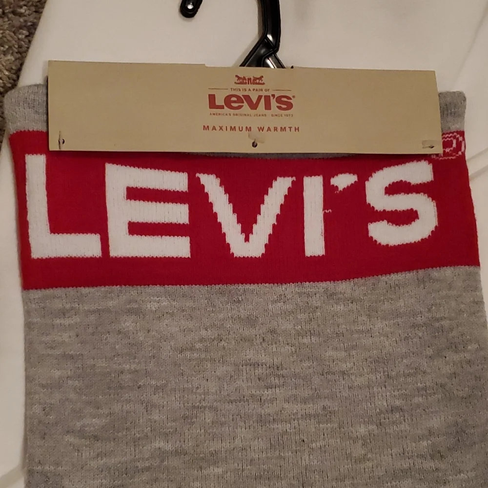 Levi's Neck Warmer πHost Pick π - Picture 3 of 4